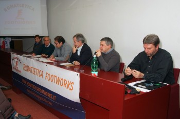 Il tavolo di presidenza